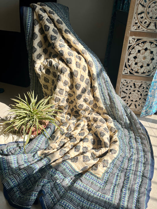 Mughal print AC comforter/ Light rajai