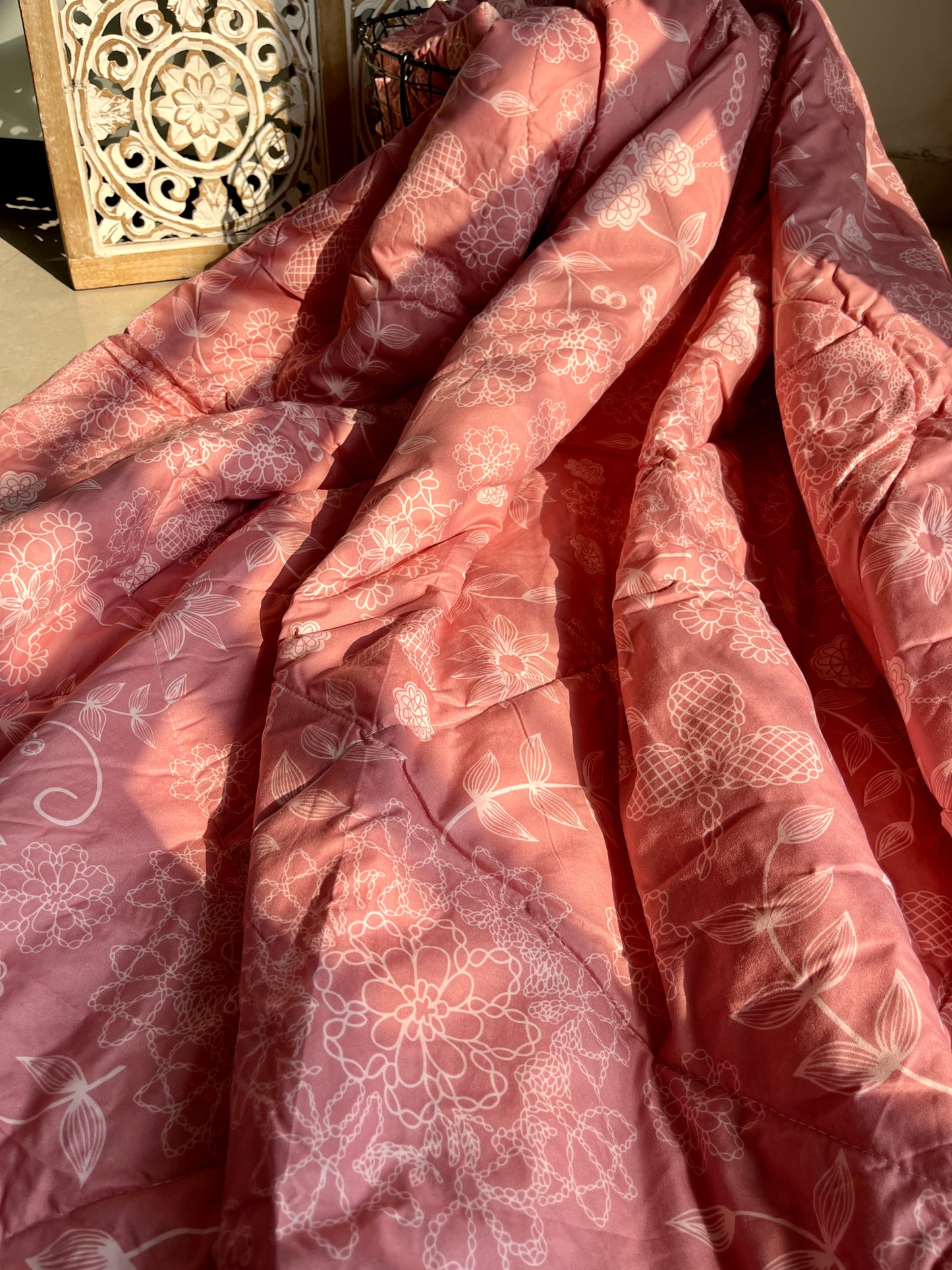 AC comforter/ Light Rajai