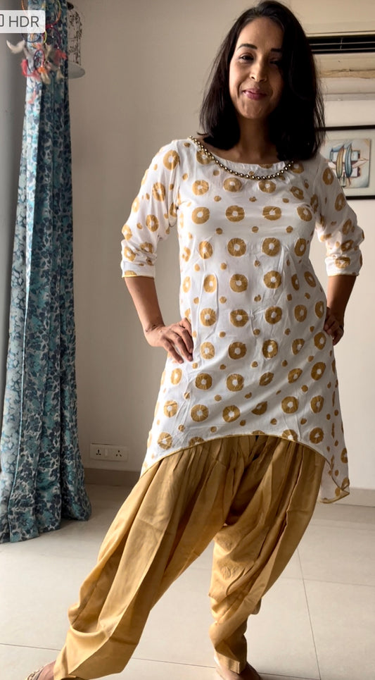 Kurti Dhoti set